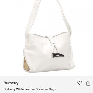 Burberry Chic White / cream Leather Shoulder Bag